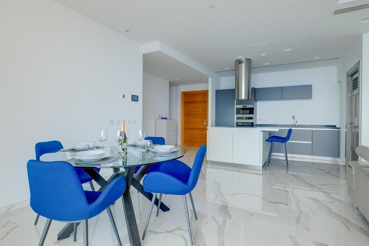 Super Luxury Apartment In Tigne Point, Amazing Sea Views Слима Екстериор снимка