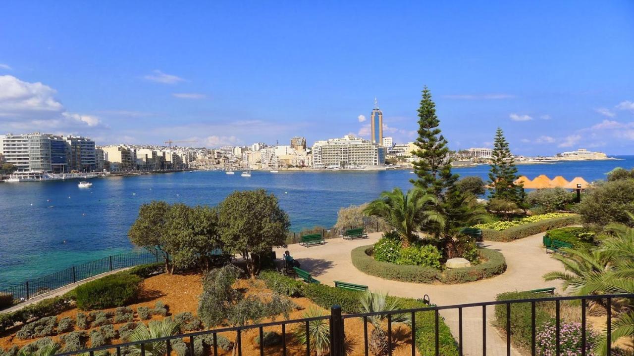 Super Luxury Apartment In Tigne Point, Amazing Sea Views Слима Екстериор снимка