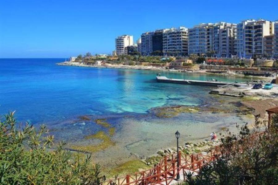 Super Luxury Apartment In Tigne Point, Amazing Sea Views Слима Екстериор снимка