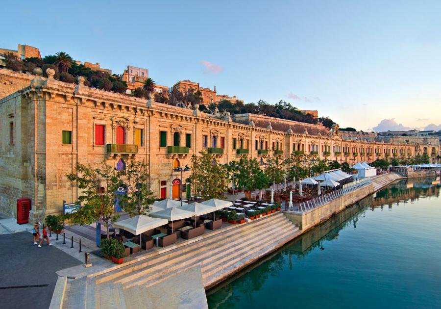 Super Luxury Apartment In Tigne Point, Amazing Sea Views Слима Екстериор снимка
