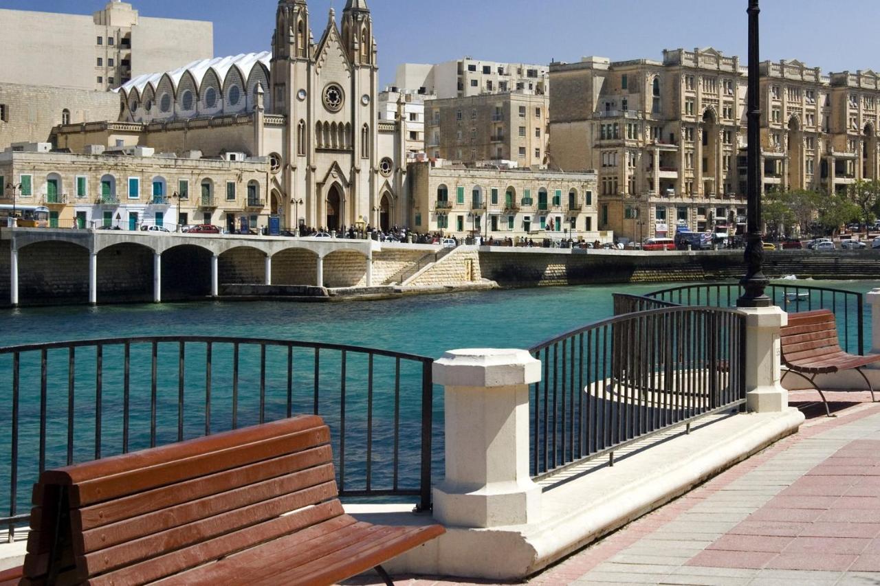 Super Luxury Apartment In Tigne Point, Amazing Sea Views Слима Екстериор снимка